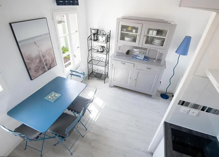 Appartement Palombe Dans Résidence Avec Piscine *