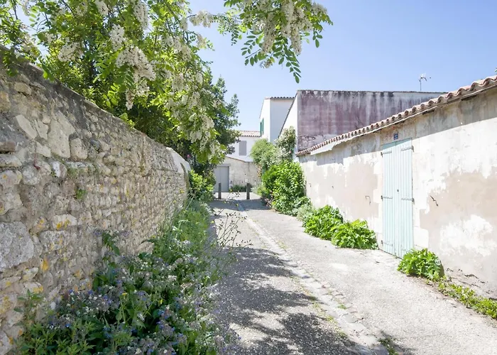 Appartement Palombe Dans Résidence Avec Piscine